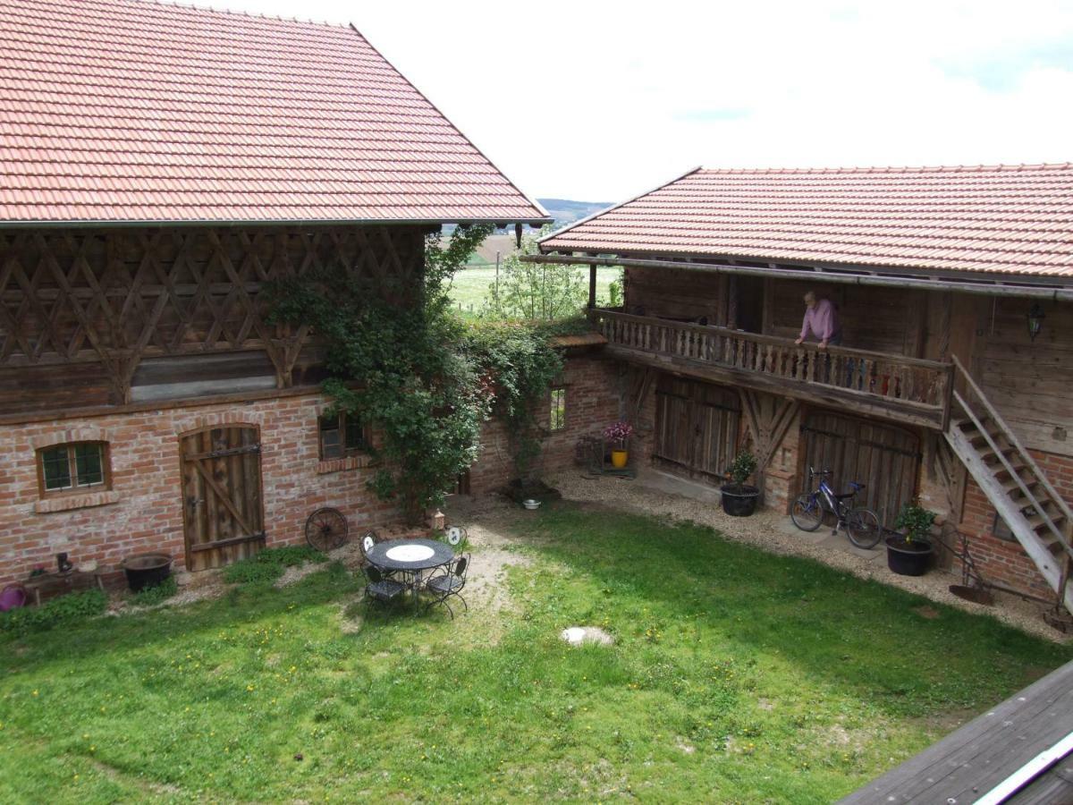 Bed and Breakfast Biohof Hausberg Egglham Exterior foto